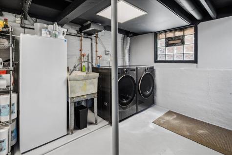 4450 North Kasson Avenue Chicago IL 60630