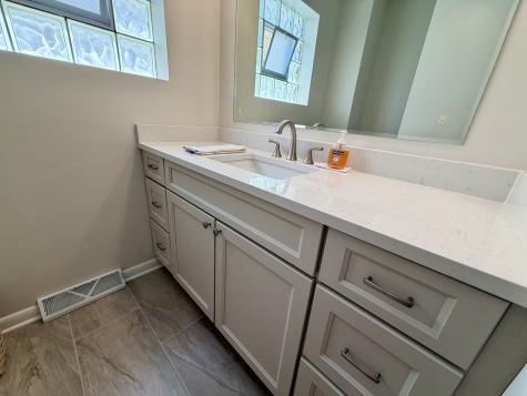 8927 South Sacramento Avenue Evergreen Park IL 60805