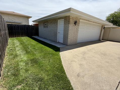 8927 South Sacramento Avenue Evergreen Park IL 60805