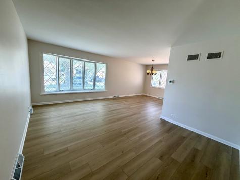 8927 South Sacramento Avenue Evergreen Park IL 60805