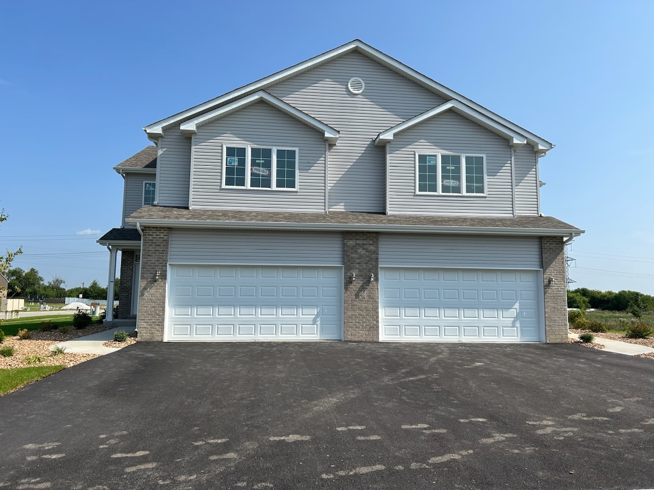 Bldg. 58 Glenbrooke Lane New Lenox IL 60451