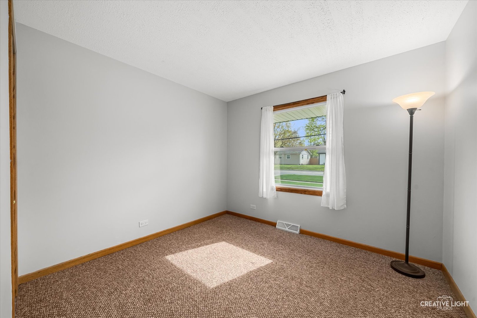 1117 Douglas Avenue Aurora IL 60505