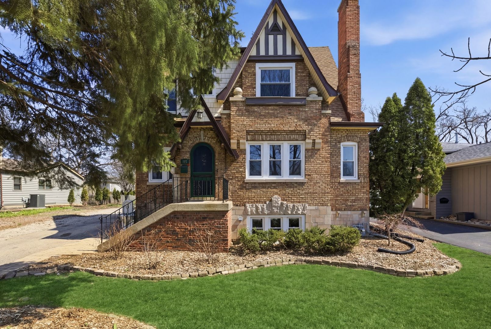 4425 Wilson Avenue Downers Grove IL 60515