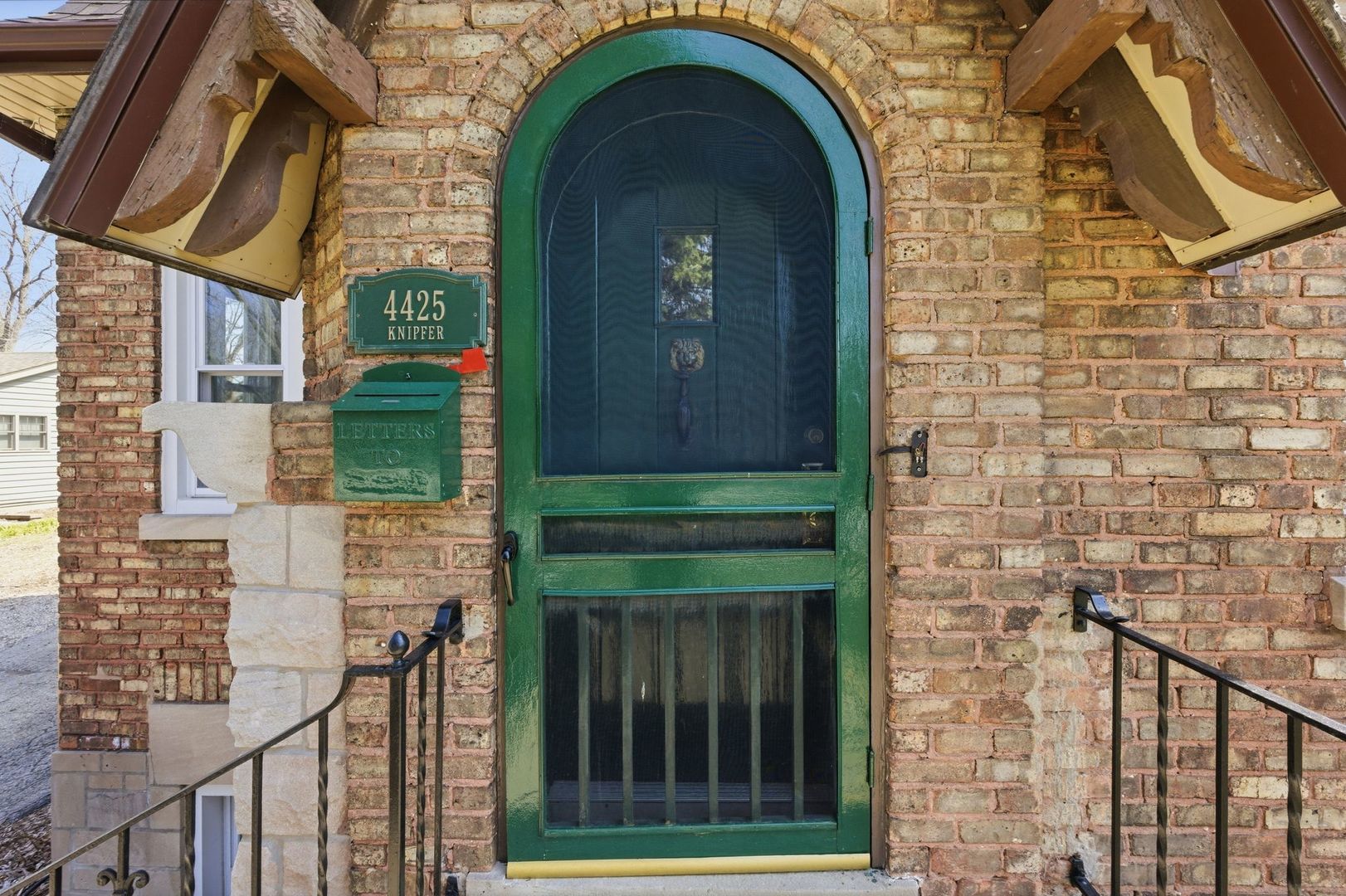 4425 Wilson Avenue Downers Grove IL 60515