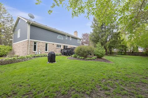 250 Covington Drive Barrington IL 60010