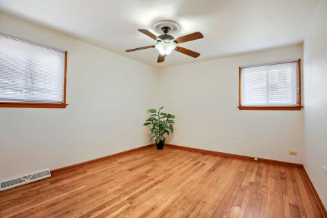 2356 183RD Place Lansing IL 60438