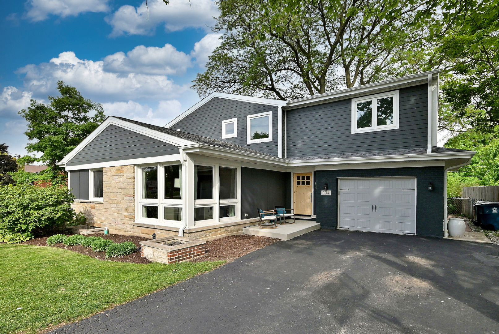 334 East Huntington Lane Elmhurst IL 60126