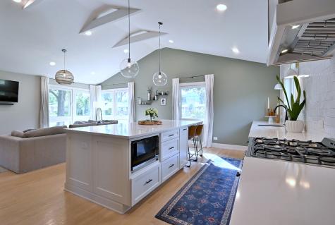 334 East Huntington Lane Elmhurst IL 60126