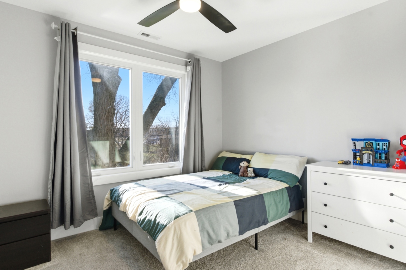 334 East Huntington Lane Elmhurst IL 60126