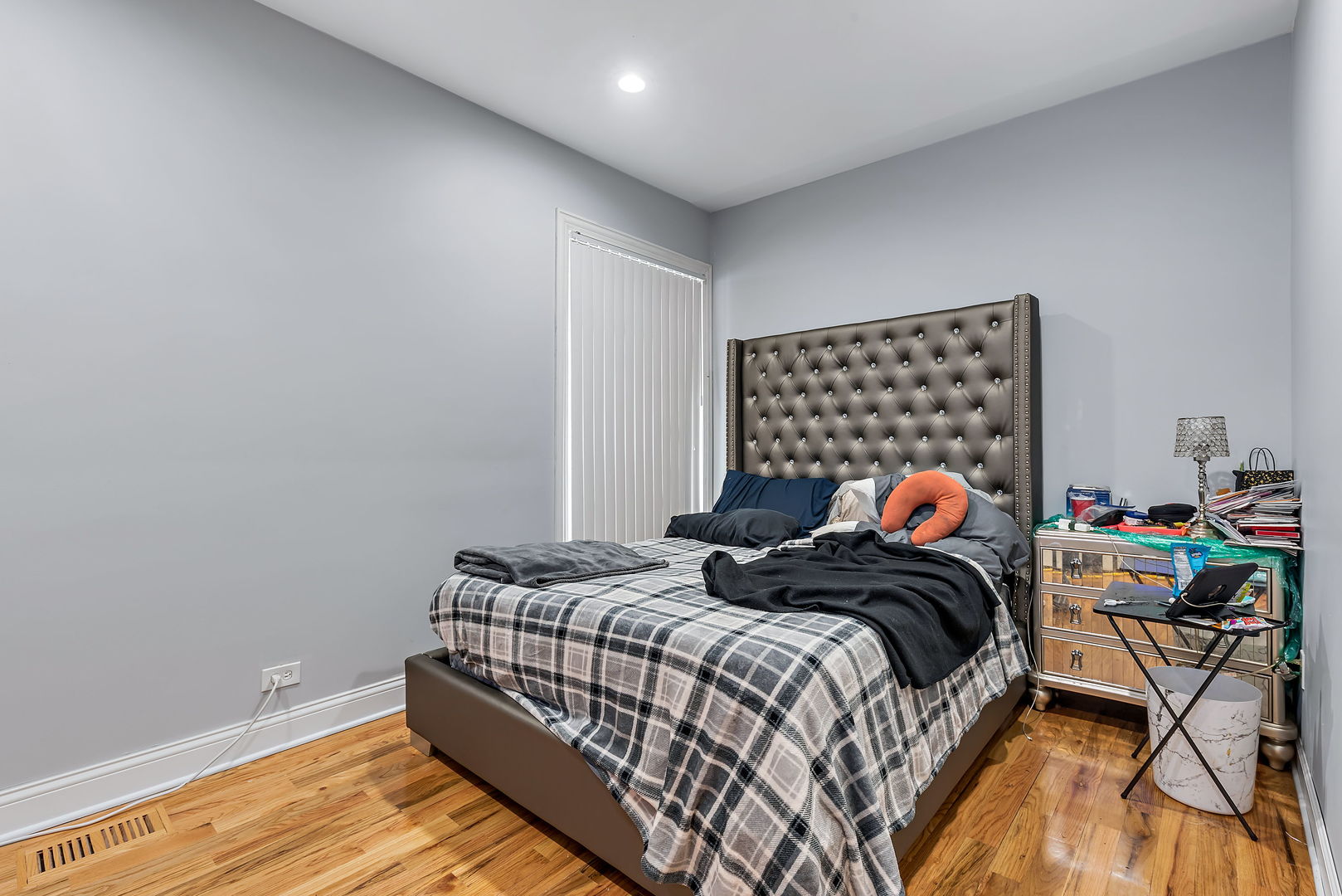 339 West 114th Street Chicago IL 60628