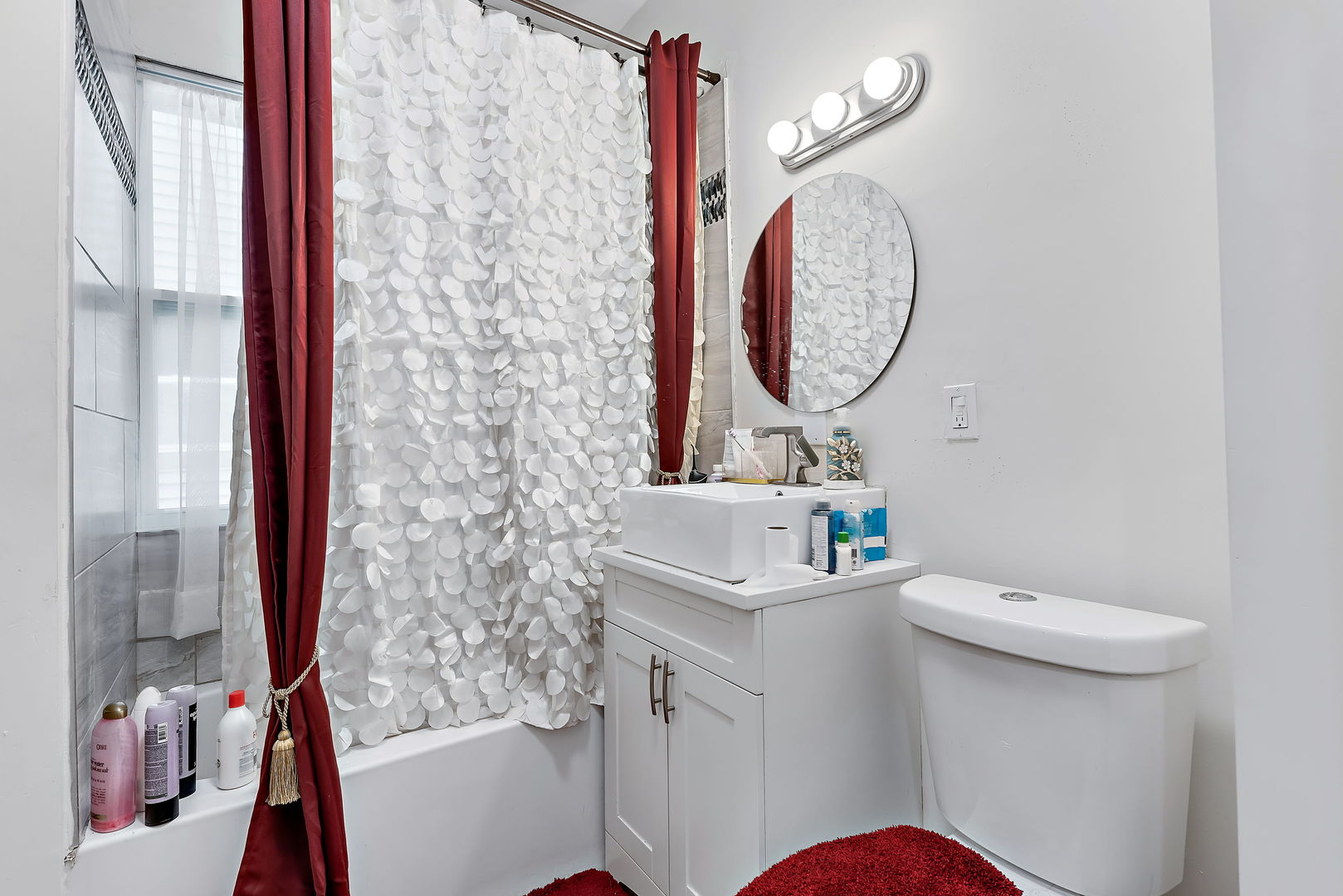 339 West 114th Street Chicago IL 60628