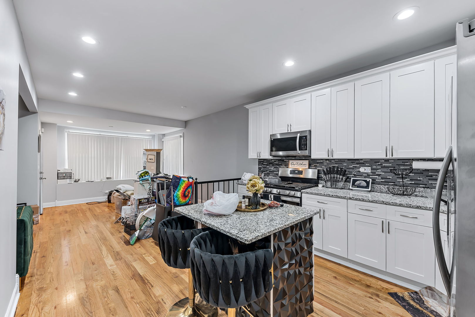 339 West 114th Street Chicago IL 60628