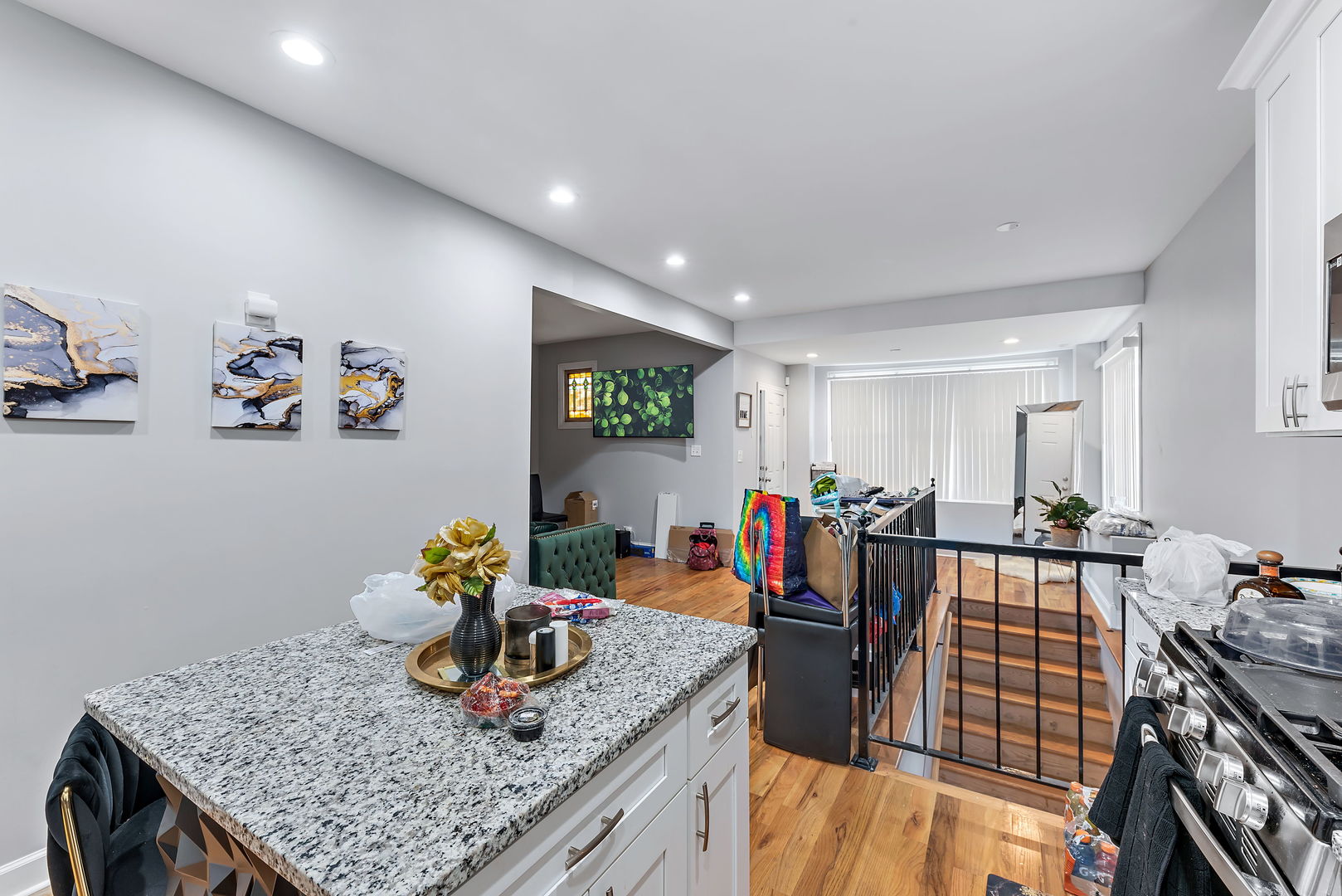 339 West 114th Street Chicago IL 60628