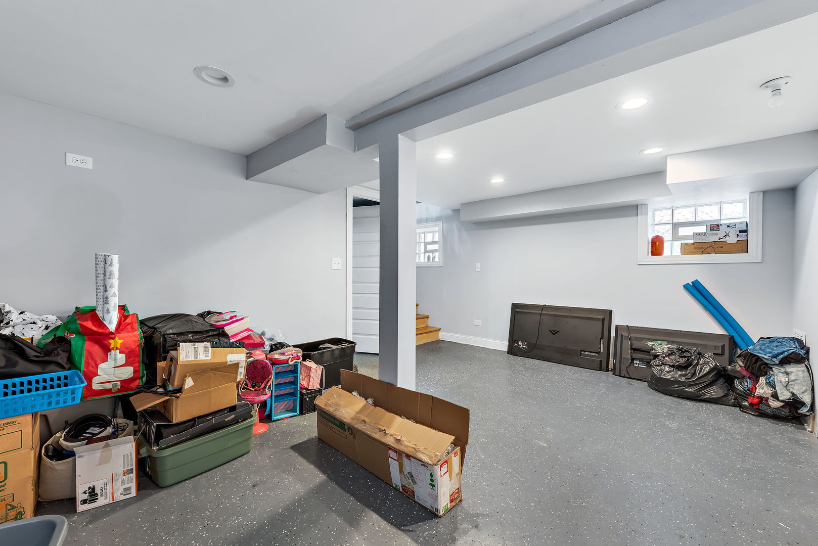 339 West 114th Street Chicago IL 60628