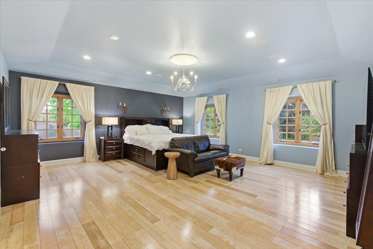 39 Mockingbird Lane Oak Brook IL 60523