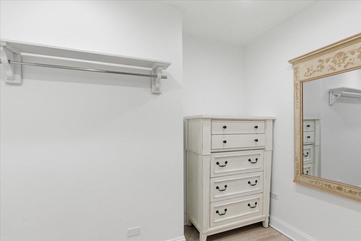 39 Mockingbird Lane Oak Brook IL 60523