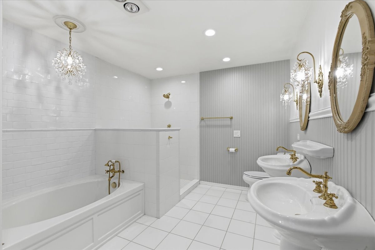 39 Mockingbird Lane Oak Brook IL 60523