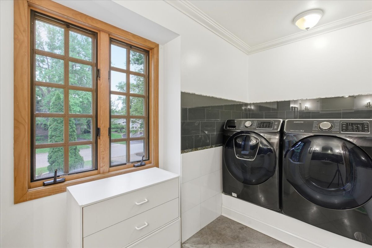 39 Mockingbird Lane Oak Brook IL 60523