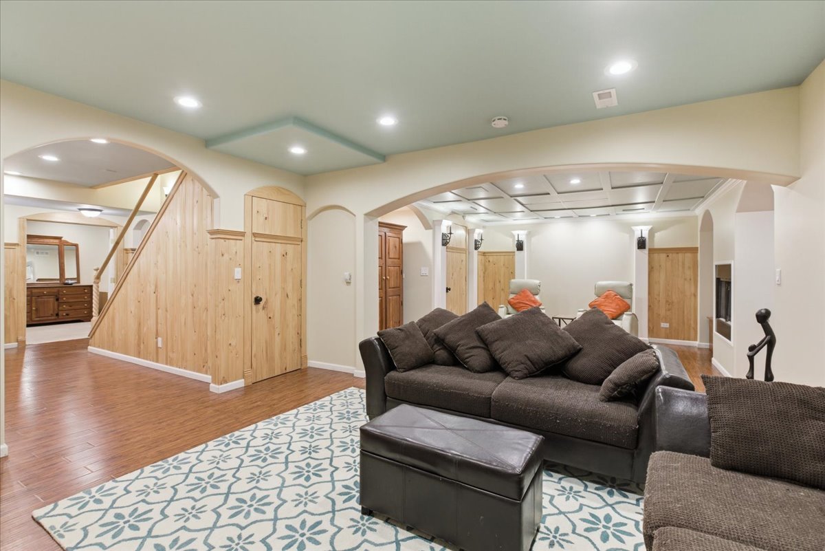 39 Mockingbird Lane Oak Brook IL 60523