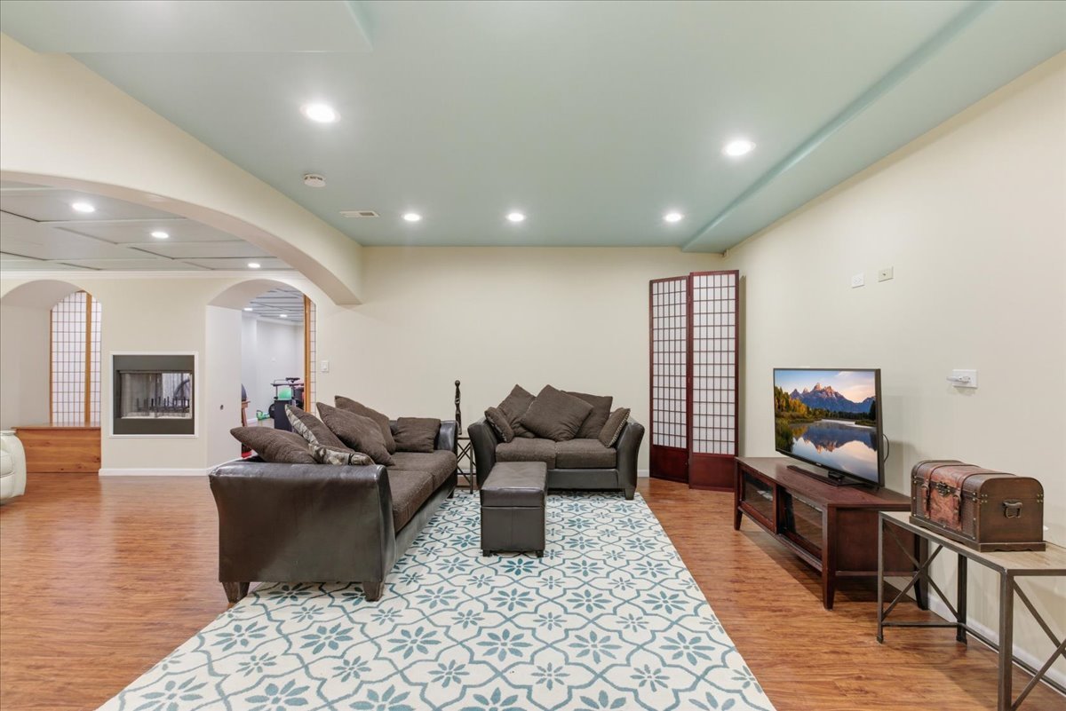 39 Mockingbird Lane Oak Brook IL 60523