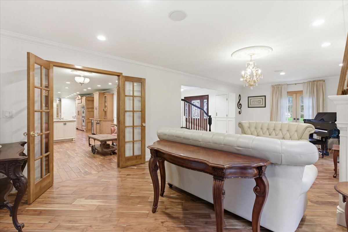 39 Mockingbird Lane Oak Brook IL 60523
