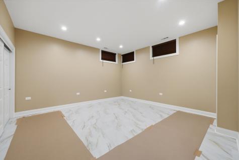 2600 West 25th Street Chicago IL 60608