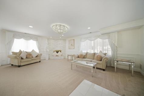 606 South Arlington Heights Road Arlington Heights IL 60005