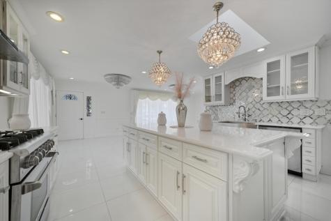 606 South Arlington Heights Road Arlington Heights IL 60005