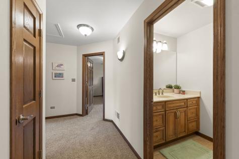 1825 Northbridge Place Downers Grove IL 60516