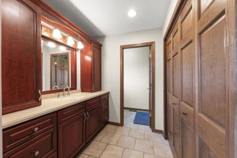 1825 Northbridge Place Downers Grove IL 60516