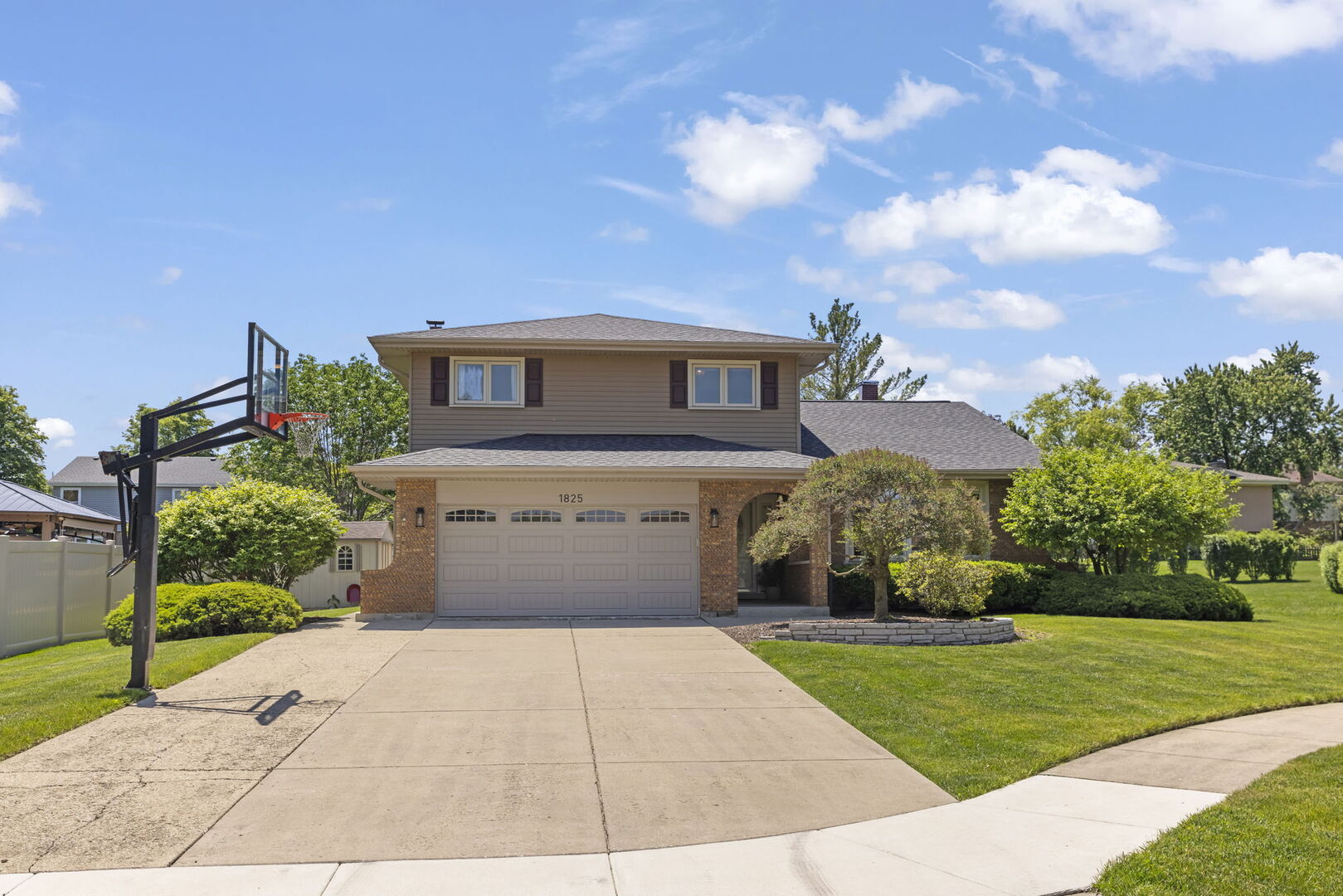 1825 Northbridge Place Downers Grove IL 60516