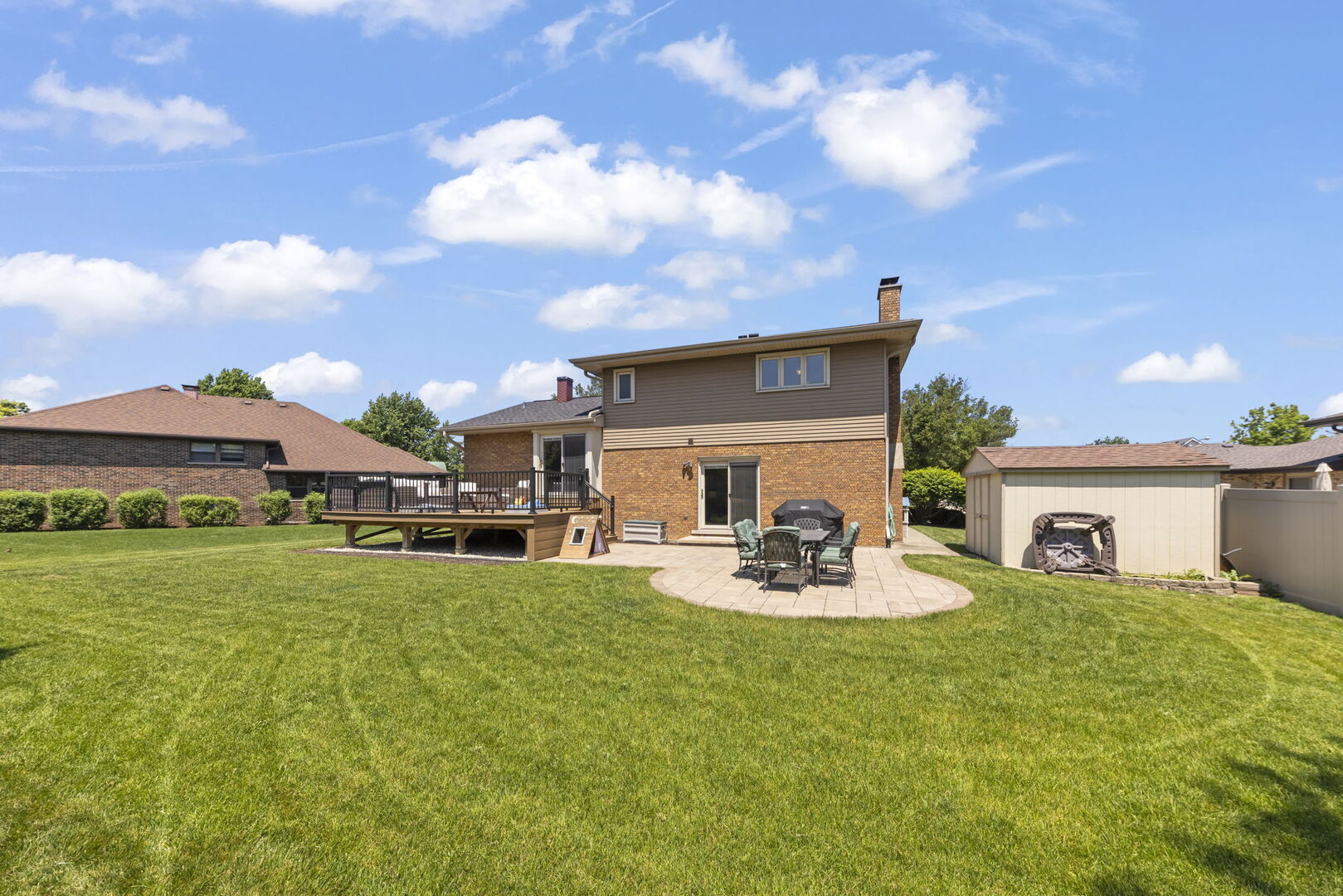 1825 Northbridge Place Downers Grove IL 60516