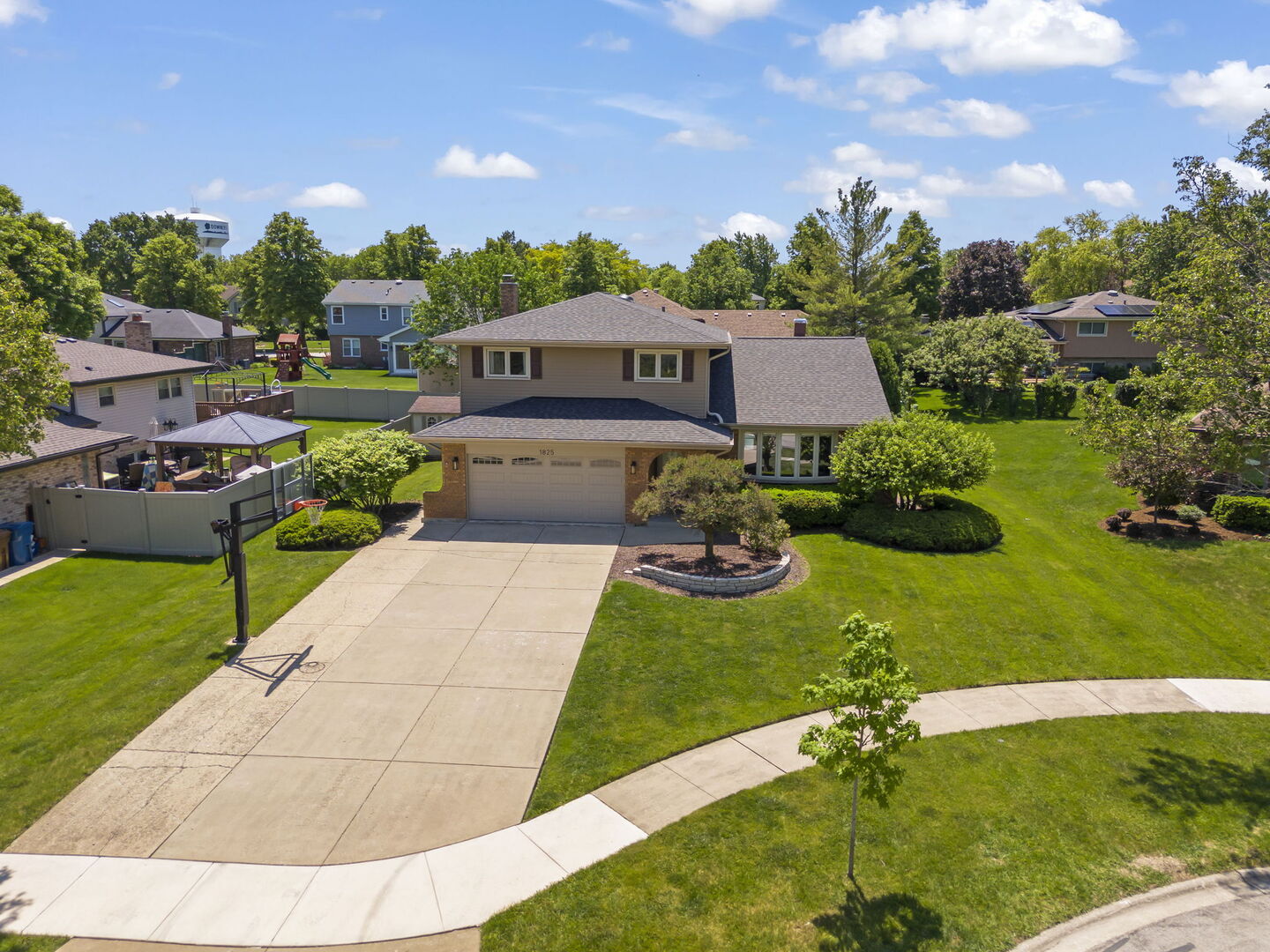 1825 Northbridge Place Downers Grove IL 60516