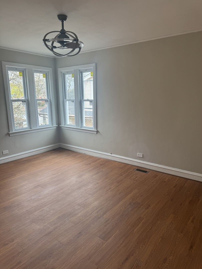 8110 South Chappel Avenue Chicago IL 60617