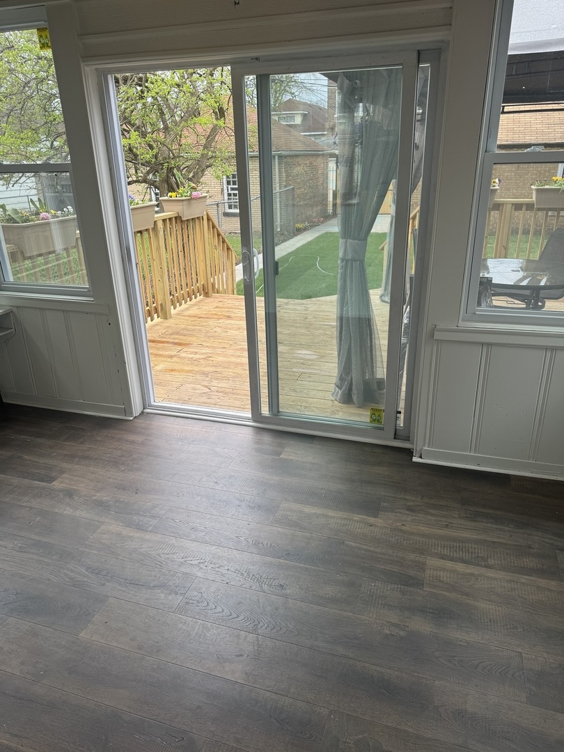 8110 South Chappel Avenue Chicago IL 60617