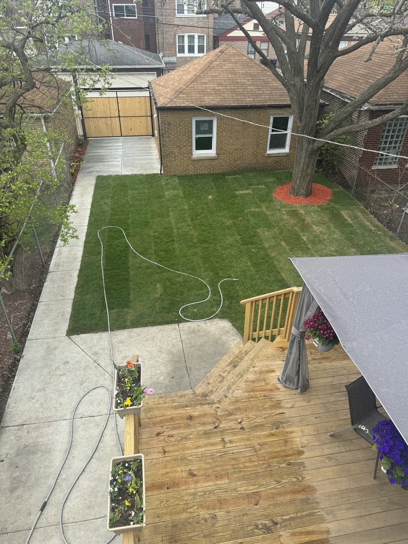 8110 South Chappel Avenue Chicago IL 60617