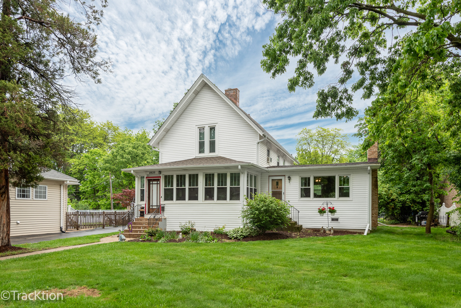 4929 Washington Street Downers Grove IL 60515