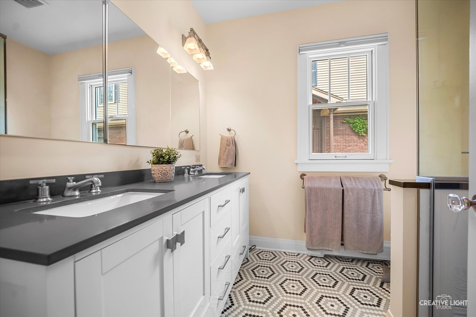 405 North Washington Avenue Park Ridge IL 60068