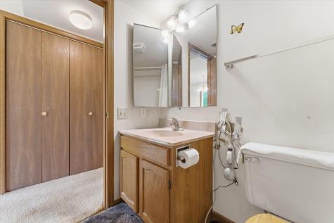2456 Bridgewater Drive Woodstock IL 60098