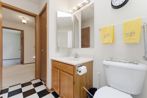 2456 Bridgewater Drive Woodstock IL 60098