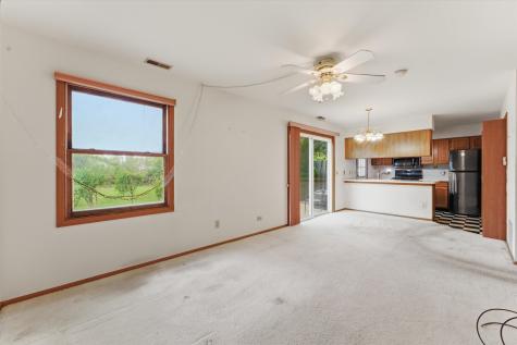 2456 Bridgewater Drive Woodstock IL 60098