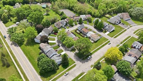 2456 Bridgewater Drive Woodstock IL 60098