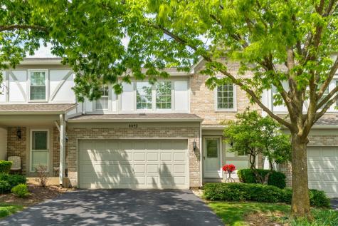 4692 North Sapphire Drive Hoffman Estates IL 60192