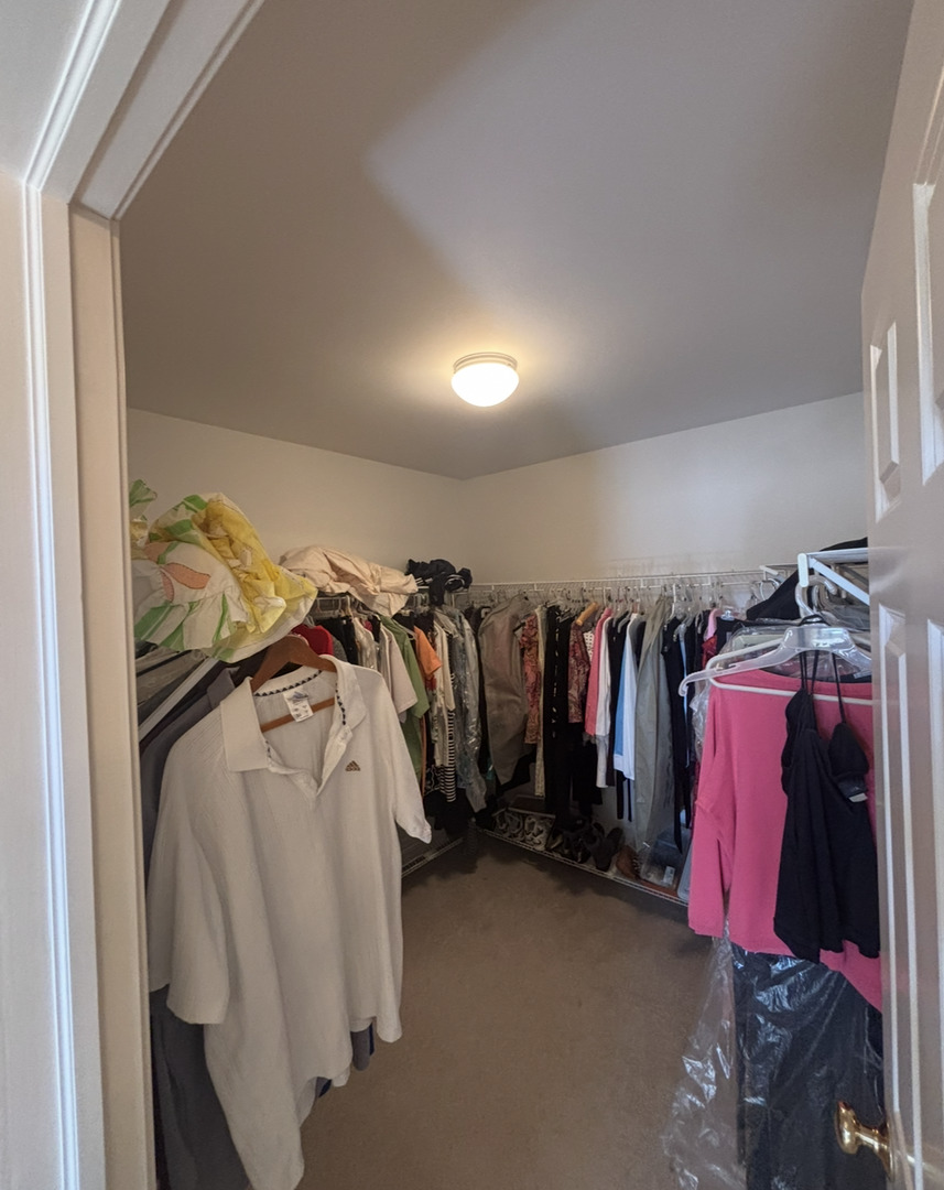 354 Aaron Lane Bolingbrook IL 60440