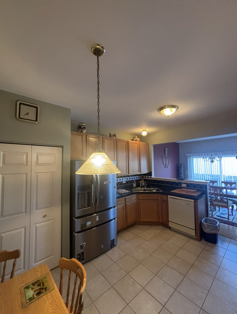 354 Aaron Lane Bolingbrook IL 60440