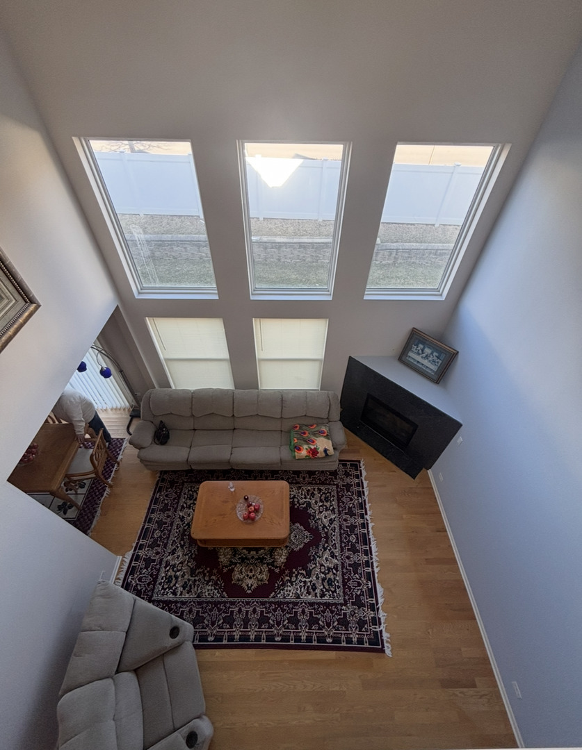 354 Aaron Lane Bolingbrook IL 60440