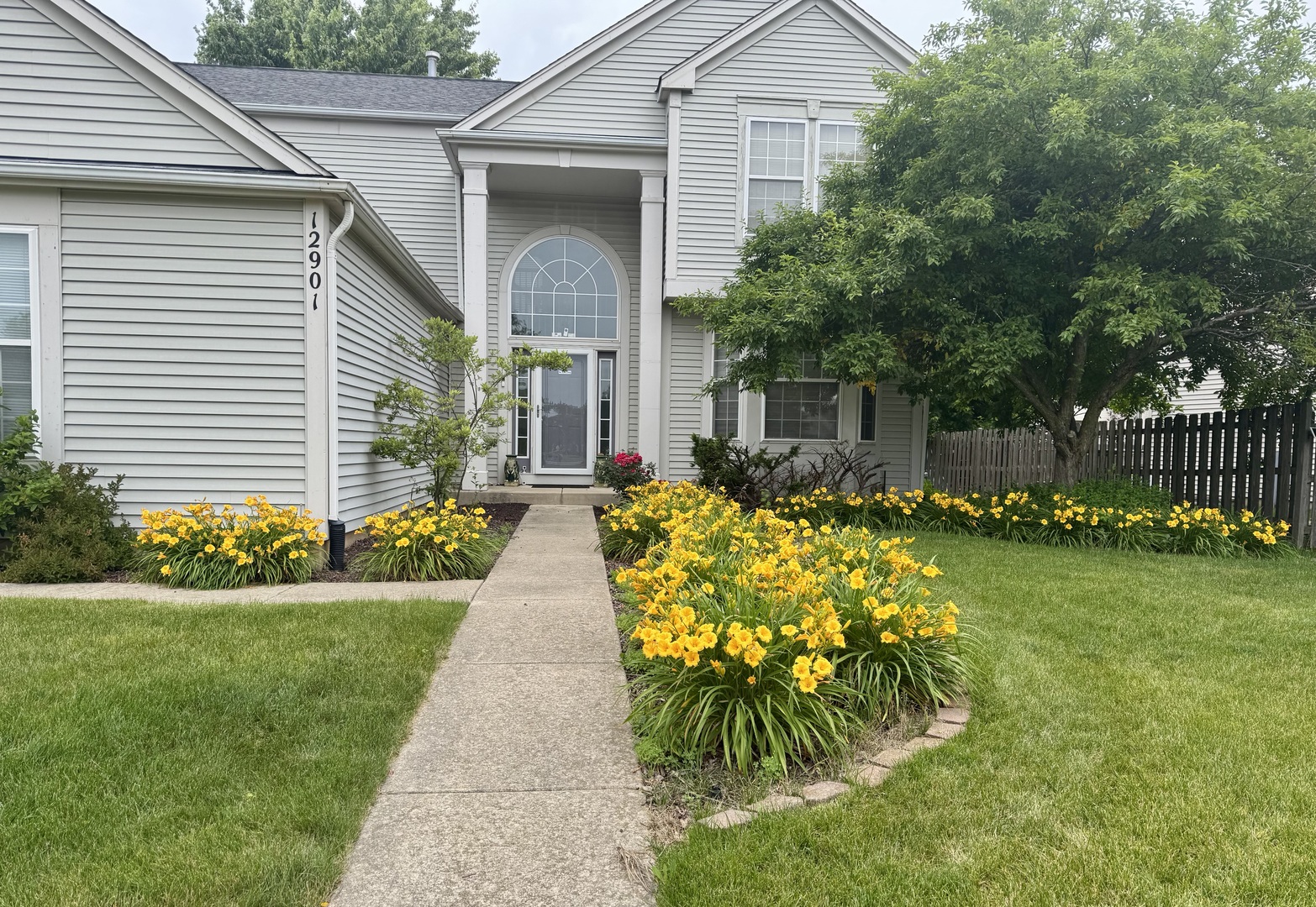 12901 Norwich Street Plainfield IL 60585