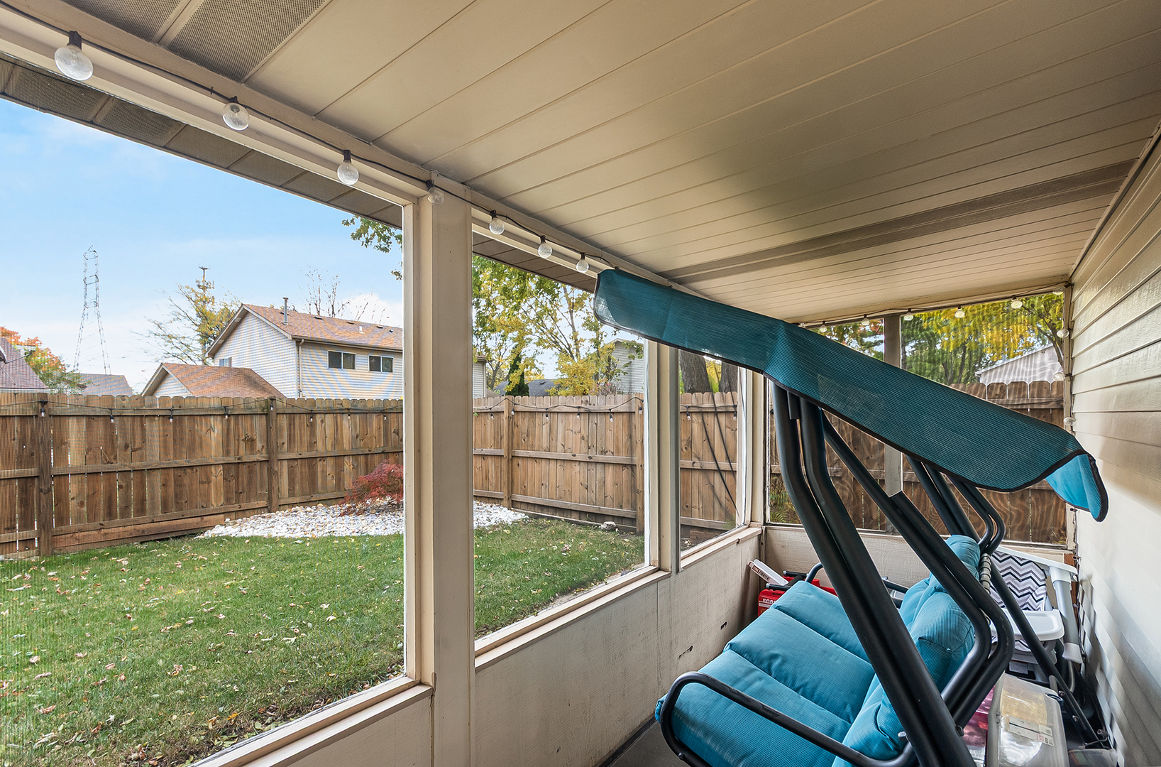 1008 Pheasant Run Lane Aurora IL 60504