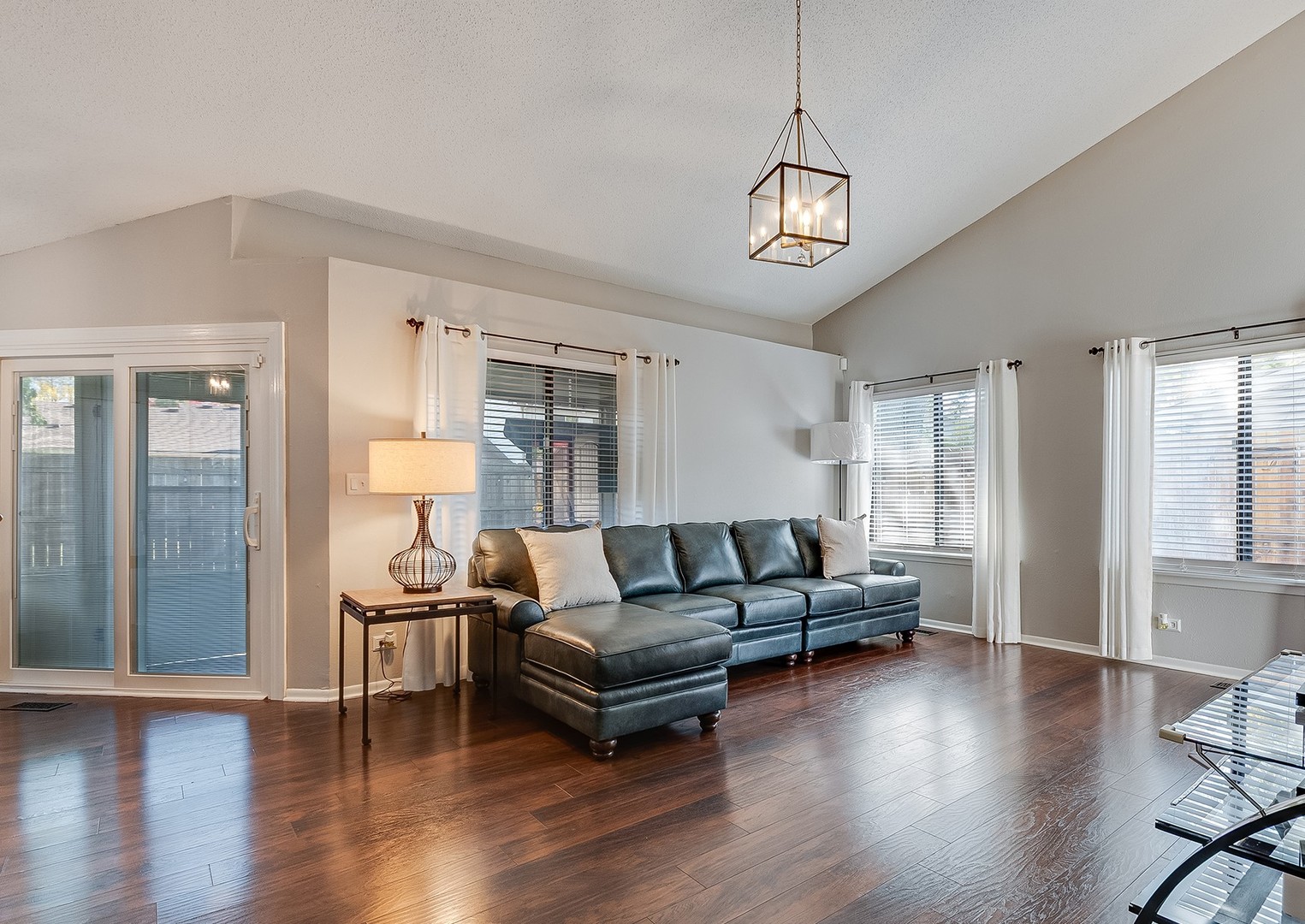 1008 Pheasant Run Lane Aurora IL 60504