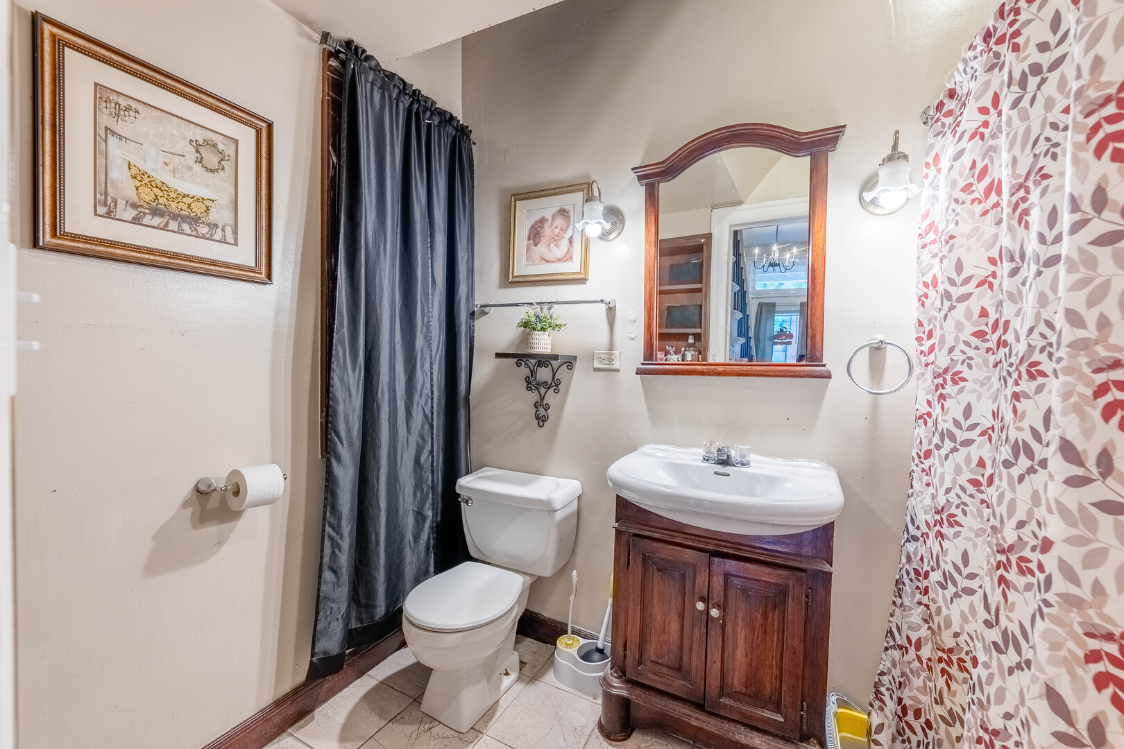 2342 West Altgeld Street Chicago IL 60647